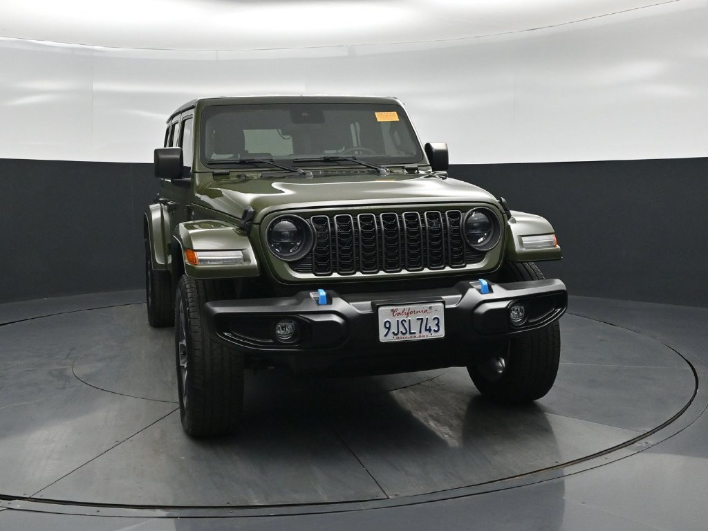 Used 2024 Jeep Wrangler Unlimited w/ Convenience Group AWD/4WD image 50