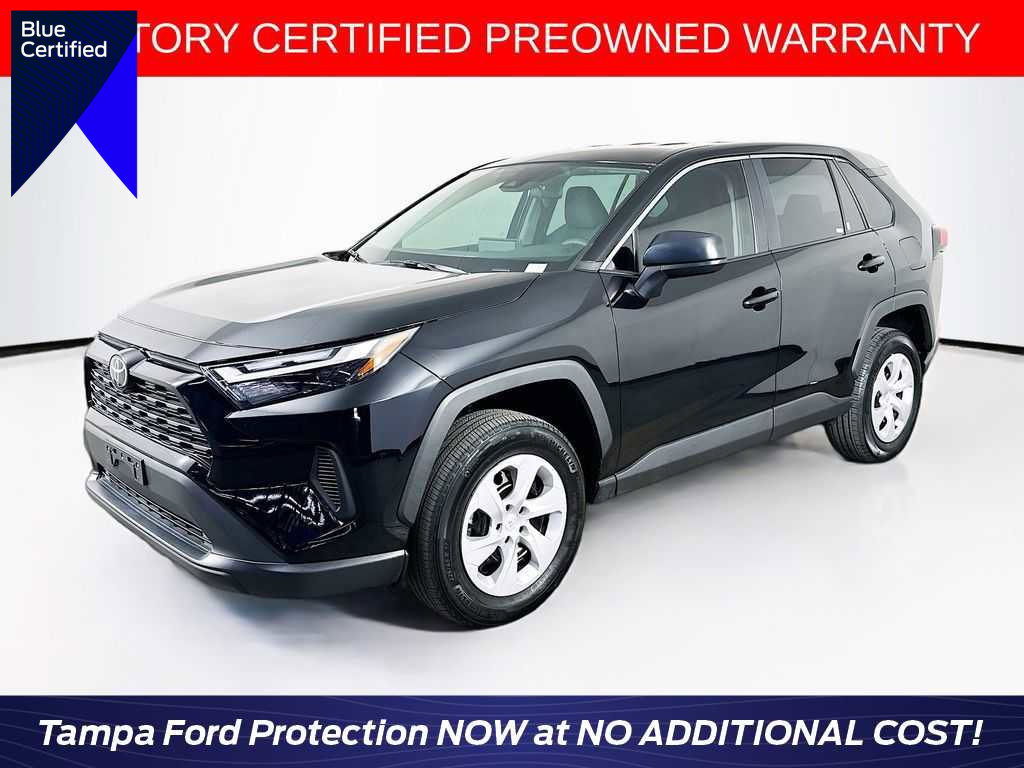Used 2025 Toyota RAV4 LE image 1