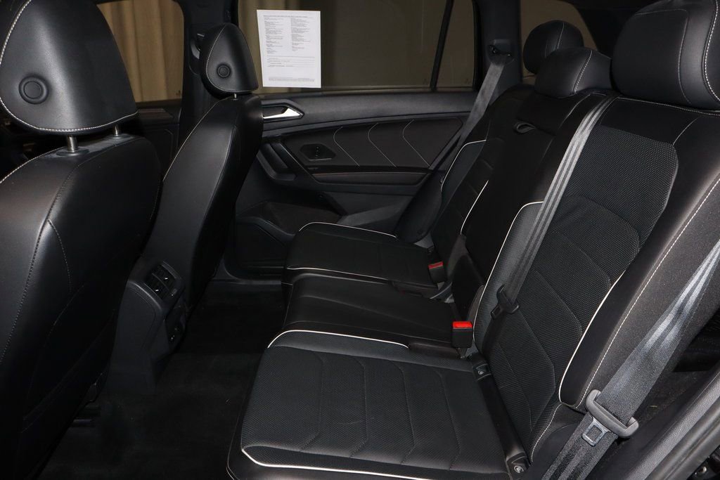 Used 2024 Volkswagen Tiguan SEL R-Line image 22