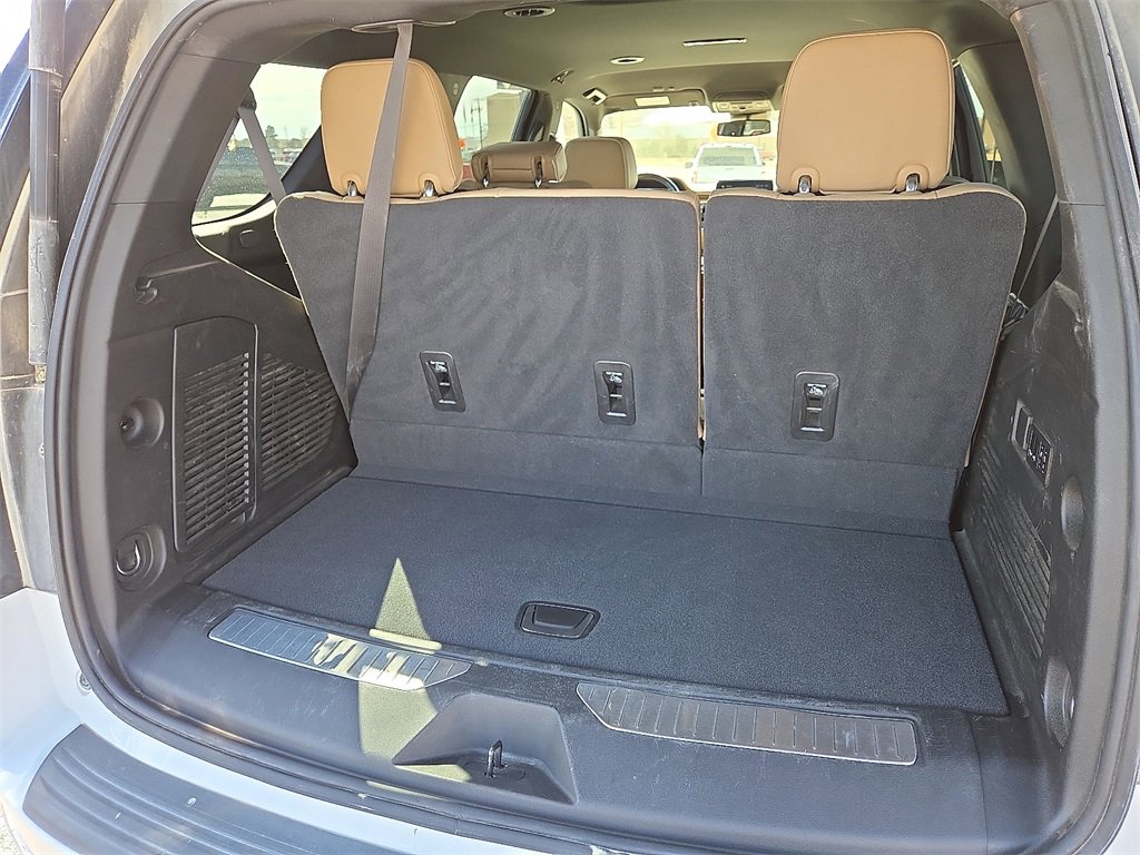 Used 2023 Chevrolet Tahoe Premier image 16