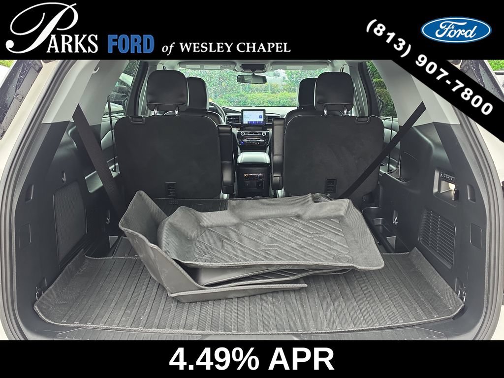 Certified 2024 Ford Explorer Limited w/ Equipment Group 301A RWD image 10