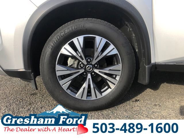 Used 2021 Nissan Rogue SV image 33