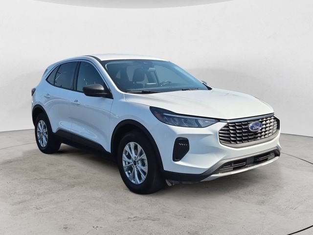 Certified 2024 Ford Escape Active AWD/4WD image 3