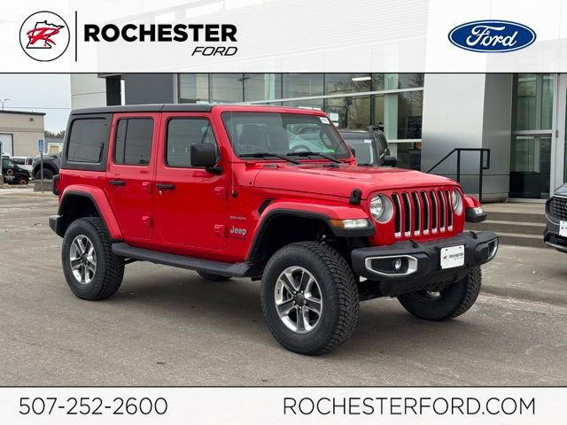 Used 2018 Jeep Wrangler Unlimited Sahara w/ Cold Weather Group image 6