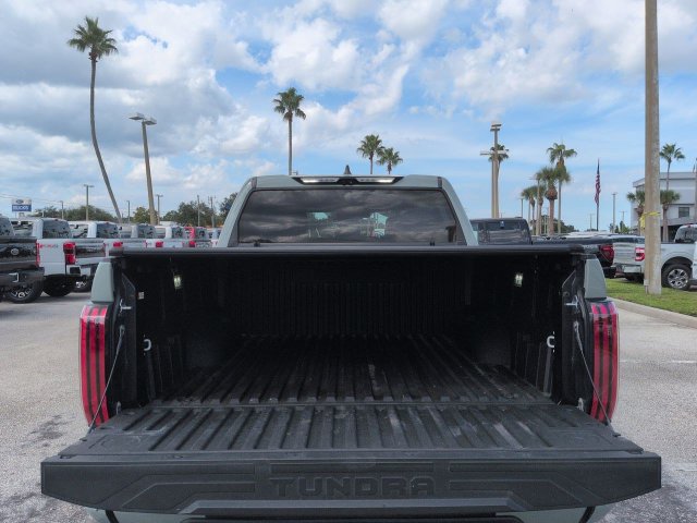 Used 2025 Toyota Tundra Platinum AWD/4WD image 13