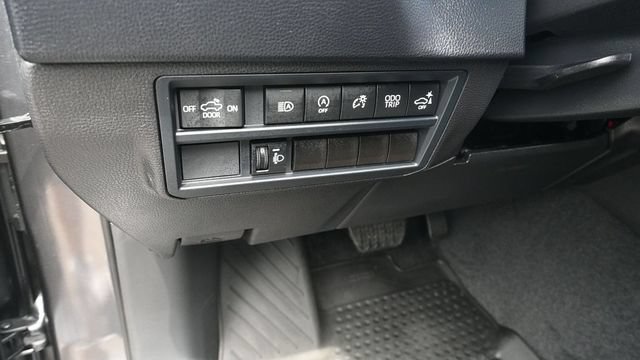 Used 2026 Toyota Tundra SR5 w/ SR5 Convenience Package AWD/4WD image 13