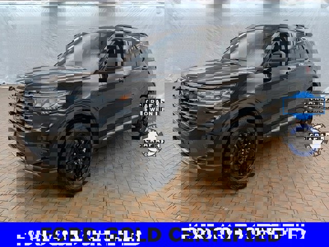 Certified 2025 Ford Explorer Active image 3