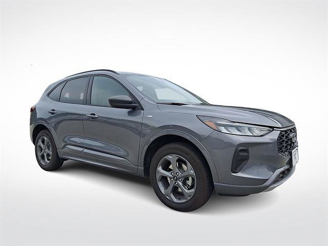 Certified 2024 Ford Escape ST-Line w/ Tech Pack #1 AWD/4WD image 1