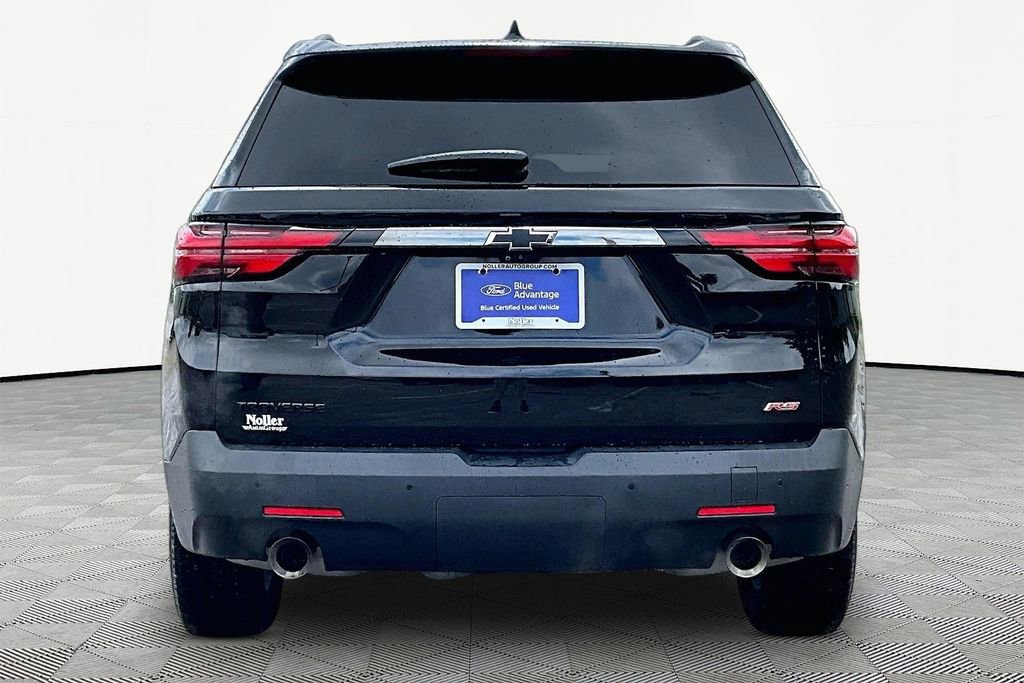 Used 2022 Chevrolet Traverse RS FWD image 4