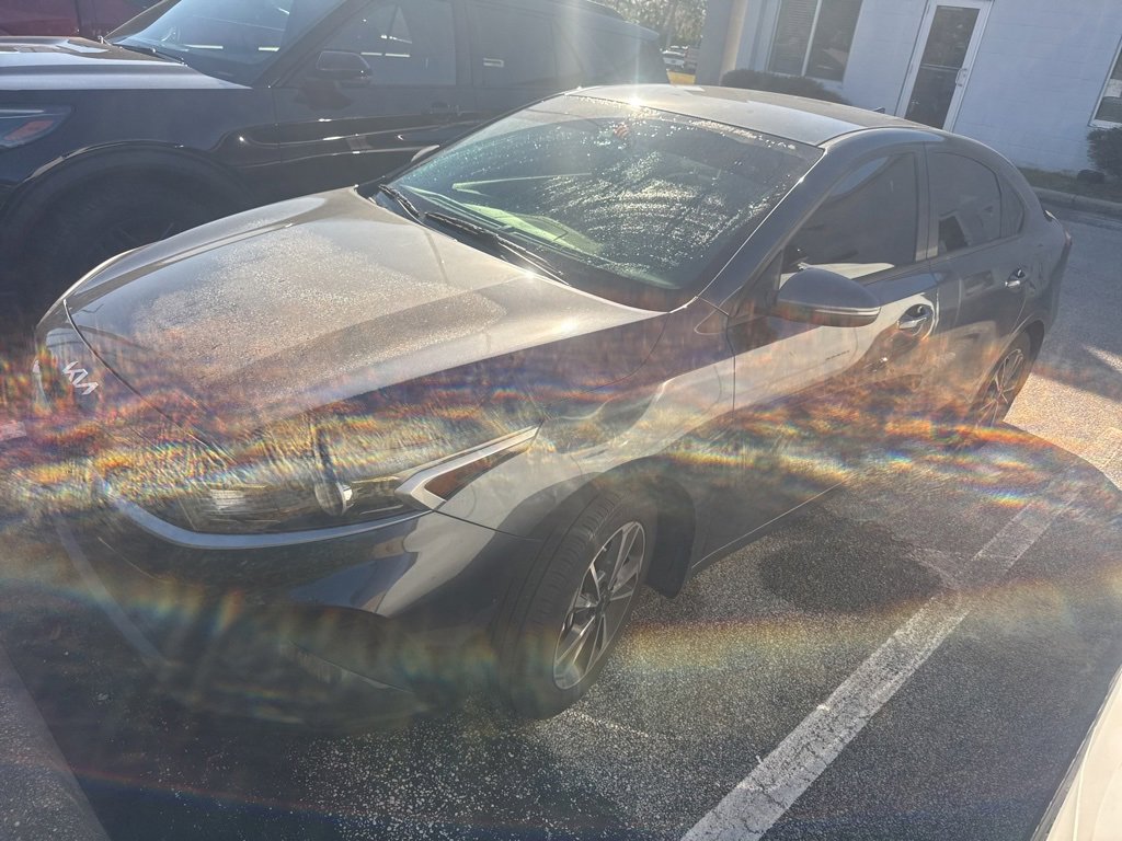 Used 2023 Kia Forte LXS w/ LXS Technology Package image 1