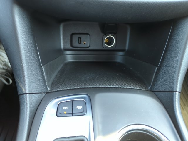 Used 2018 Chevrolet Equinox LT w/ LPO, Protection Package AWD/4WD image 41