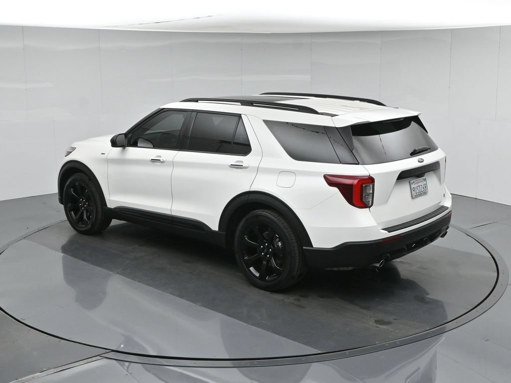 Certified 2024 Ford Explorer ST-Line w/ Class IV Trailer Tow Package RWD image 50