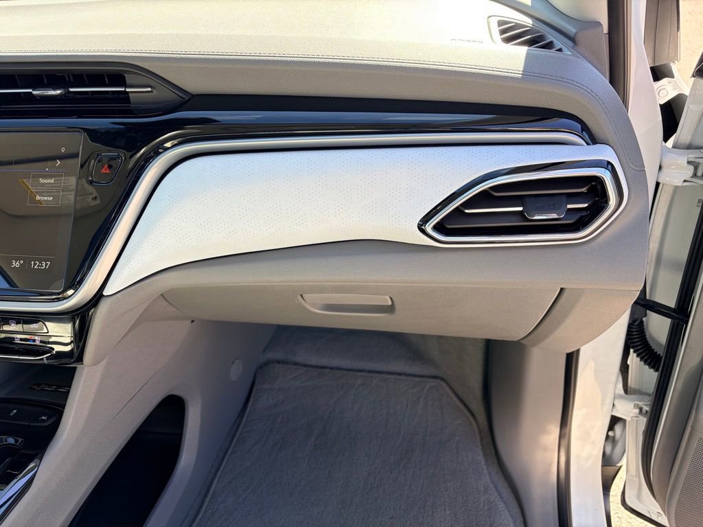 Used 2023 Chevrolet Bolt EUV Premier w/ Sun & Sound Package image 26