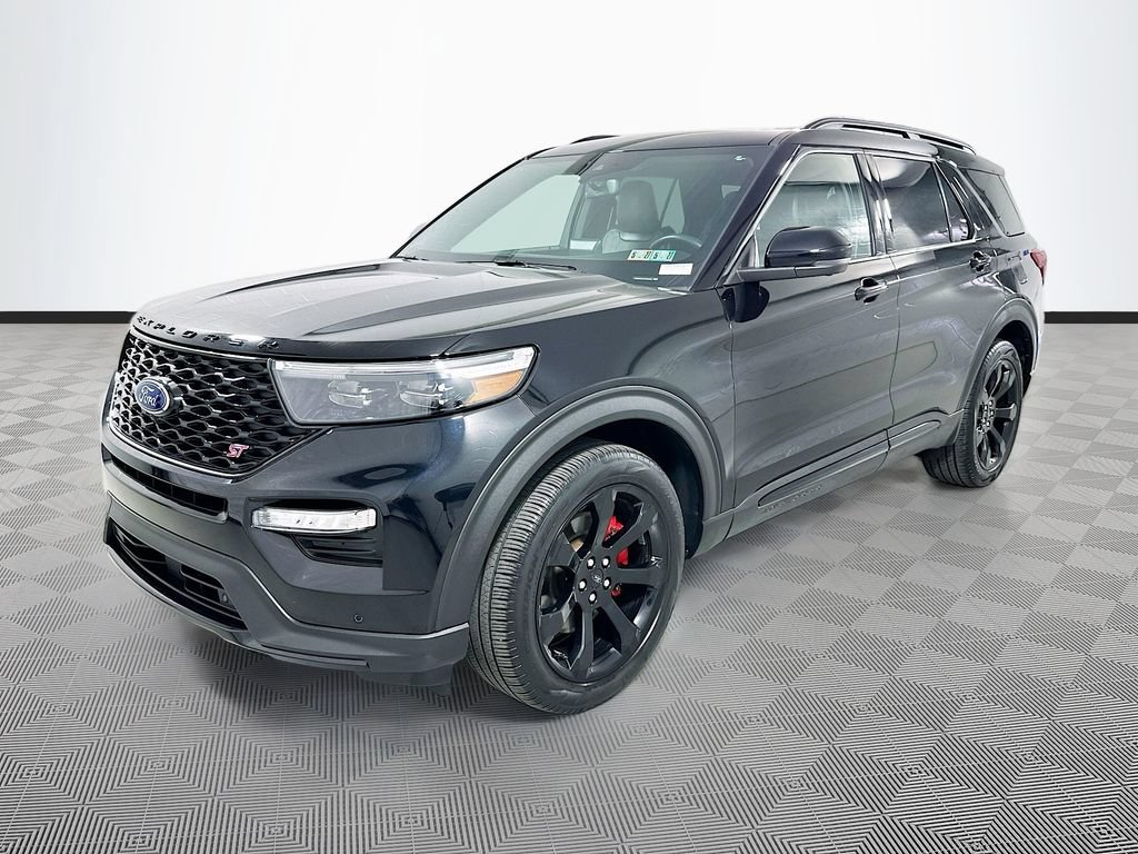 Certified 2023 Ford Explorer ST w/ Equipment Group 401A AWD/4WD image 3