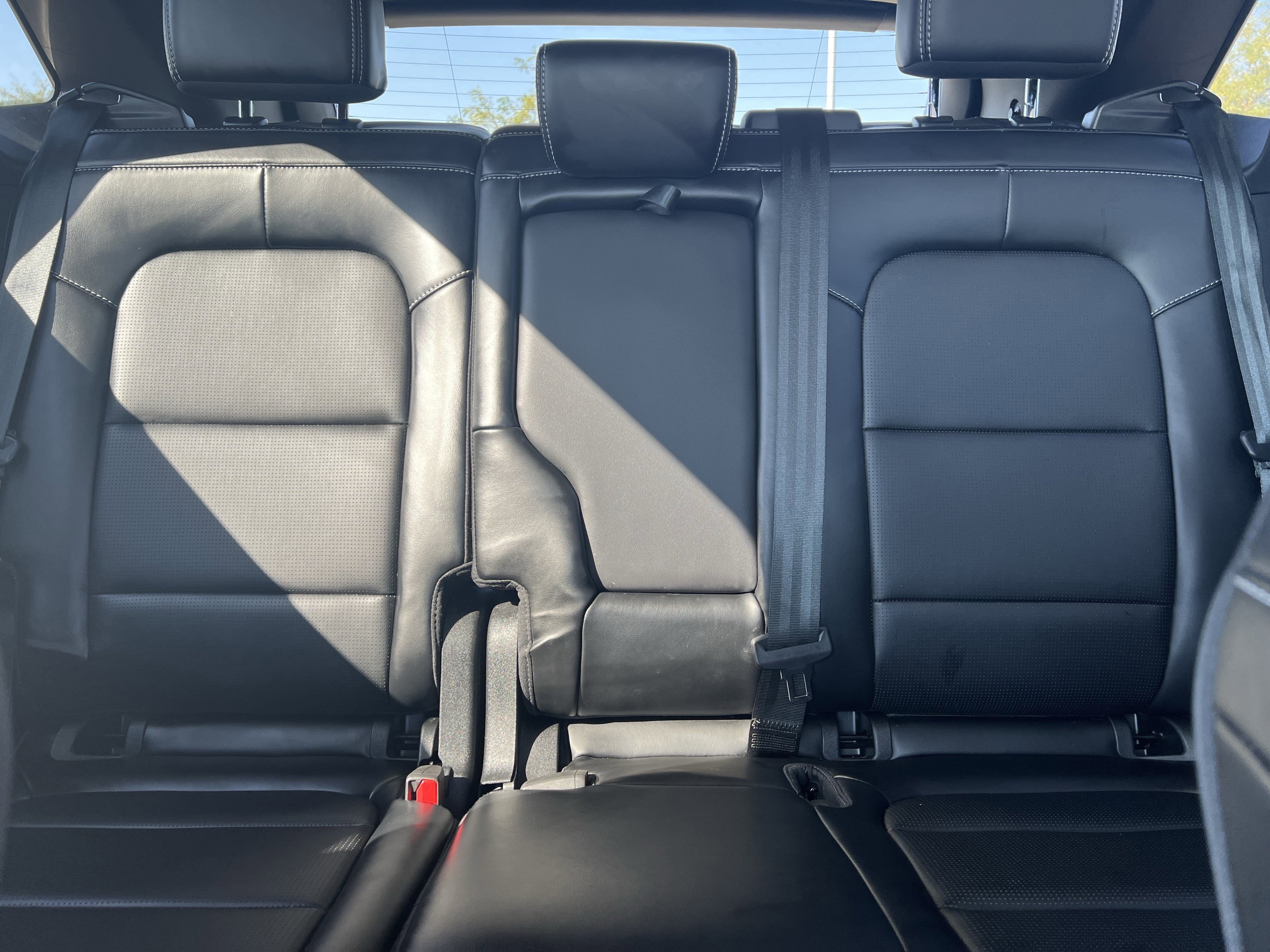 Certified 2023 Ford Escape Platinum w/ Class II Trailer Tow Package image 13