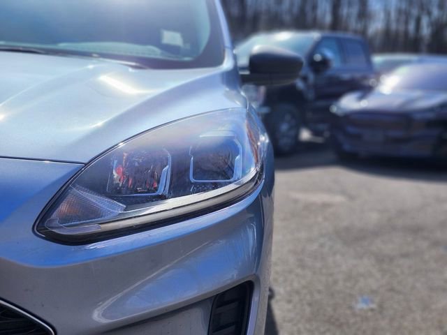 Certified 2022 Ford Escape SE w/ Cold Weather Package image 10