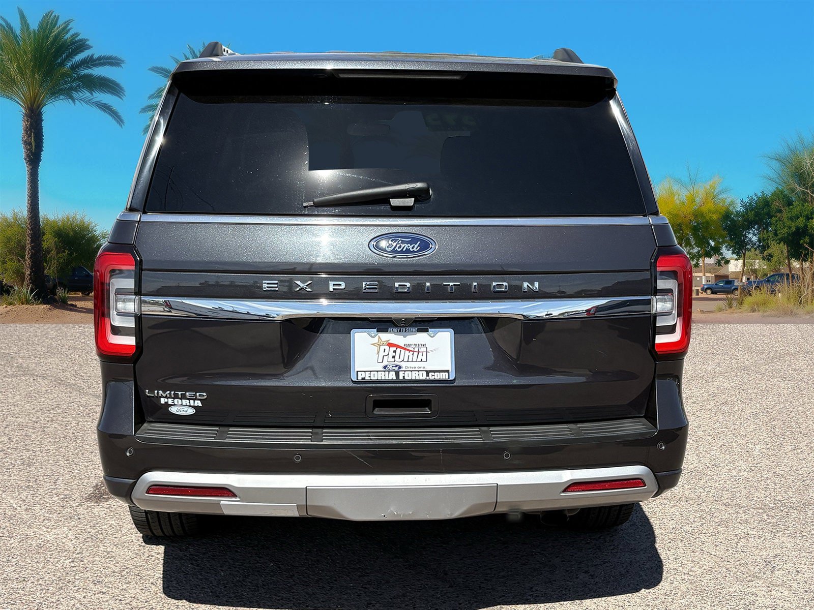Certified 2024 Ford Expedition Limited RWD image 4