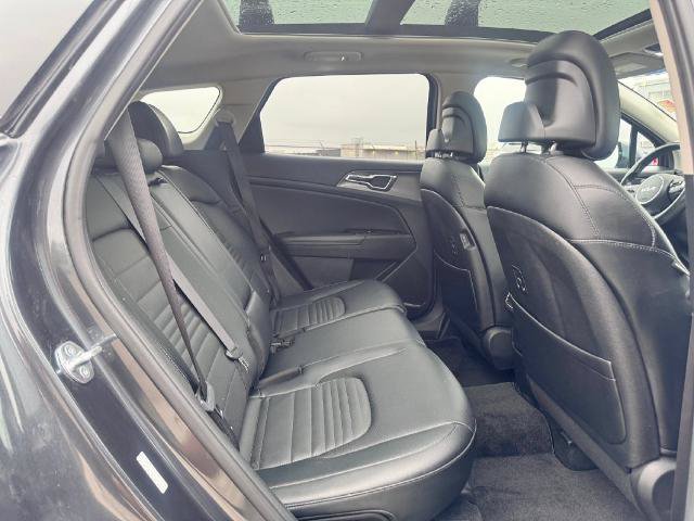 Used 2024 Kia Sportage SX AWD/4WD image 16