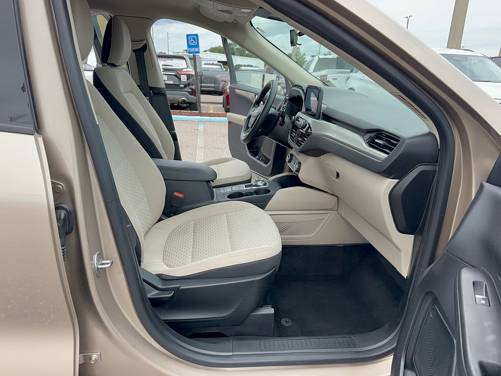 Certified 2020 Ford Escape SE FWD image 14