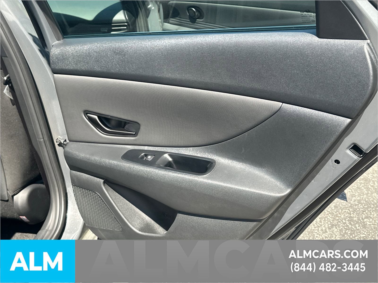 Used 2025 Hyundai Elantra Sport image 37