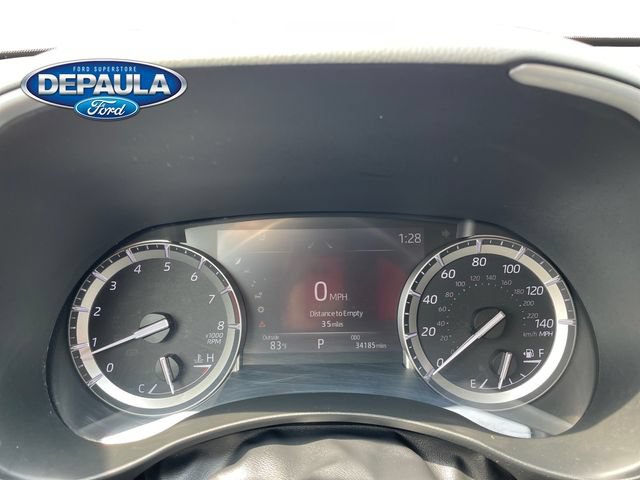 Used 2022 Toyota Highlander XLE AWD/4WD image 2