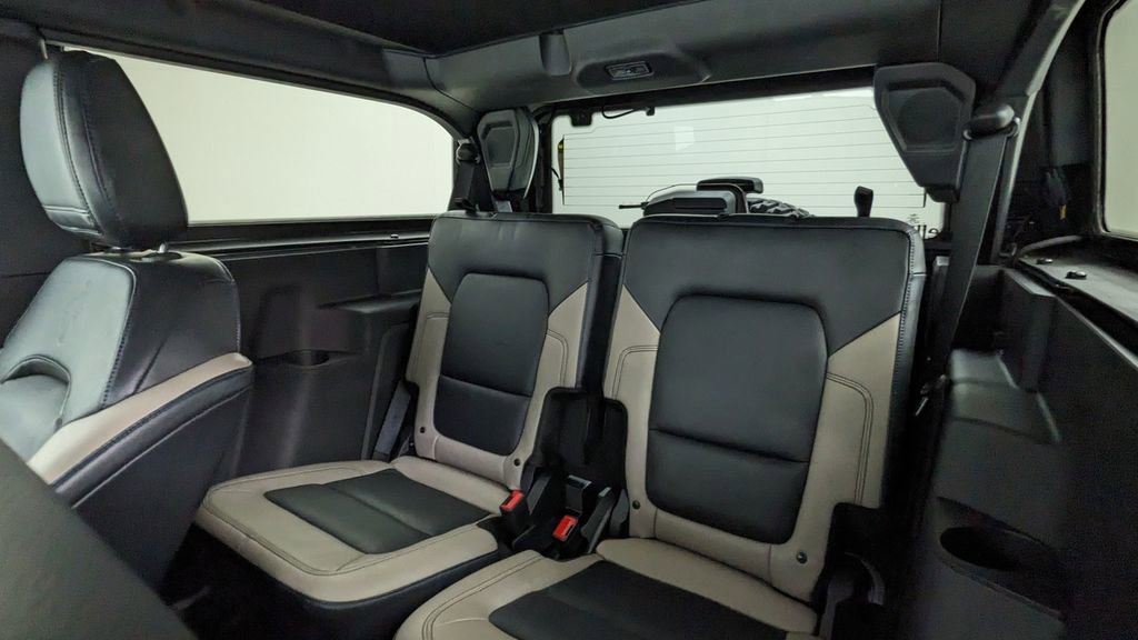 Certified 2023 Ford Bronco Wildtrak AWD/4WD image 33