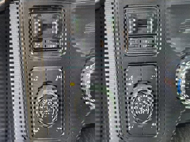 Certified 2022 Ford F150 Platinum w/ Equipment Group 701A High image 19