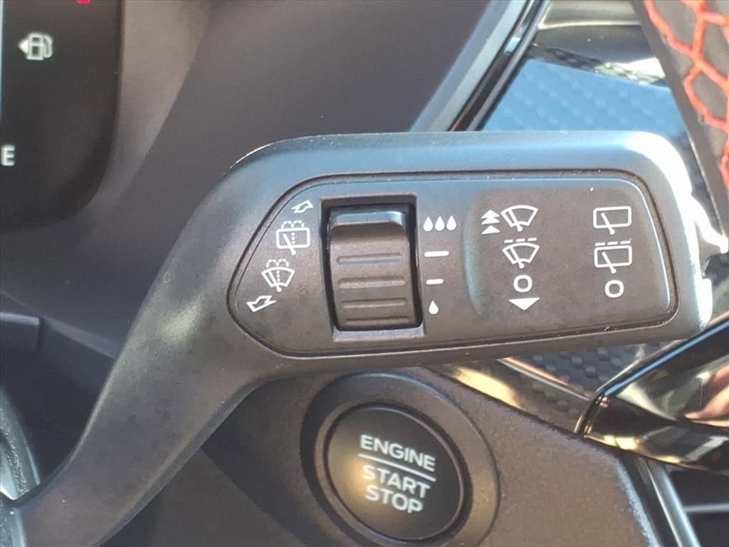 Certified 2025 Ford Escape ST-Line image 22