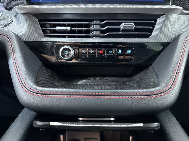 Certified 2025 Ford Explorer ST-Line w/ ST-Line Street Pack AWD/4WD image 23