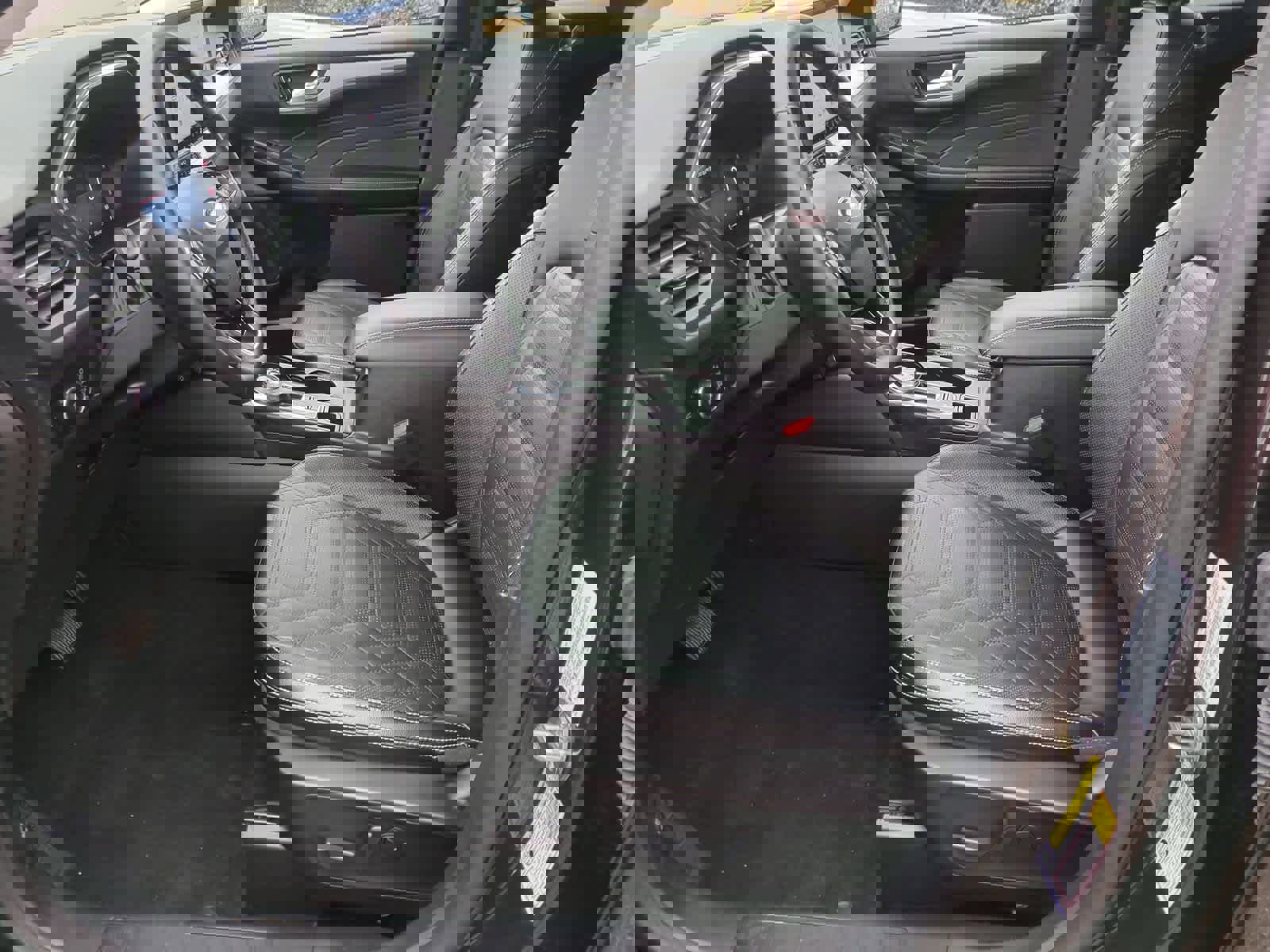 Certified 2023 Ford Escape Platinum w/ Premium Technology Package image 16