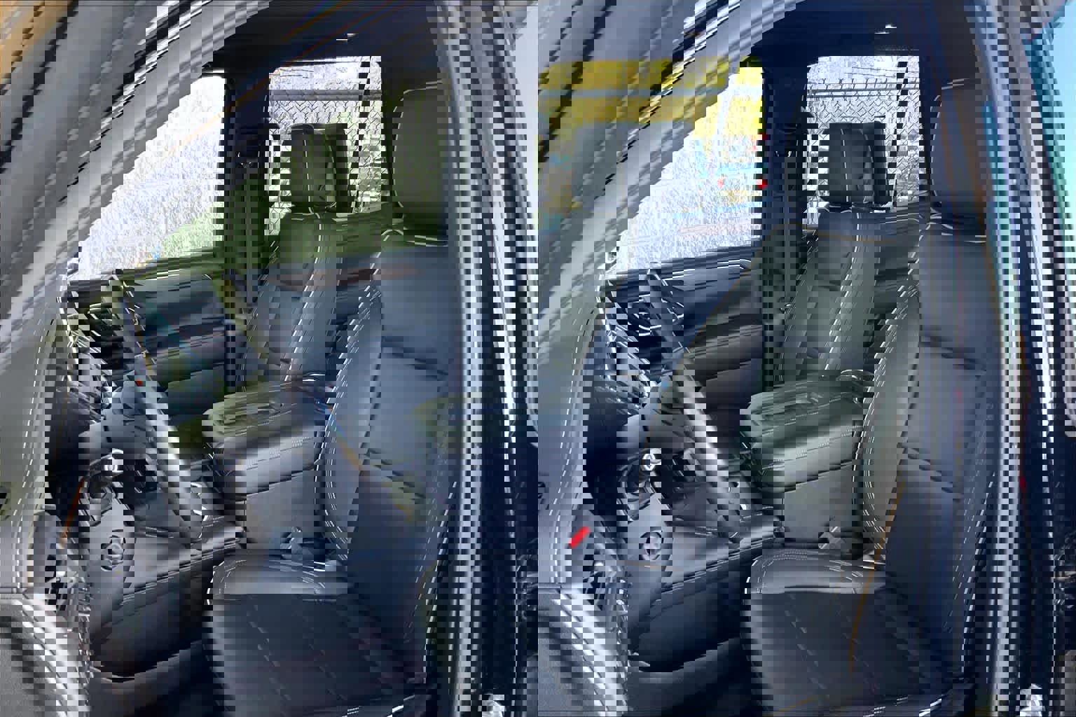 Used 2022 Chevrolet Tahoe Premier w/ Premium Package image 9