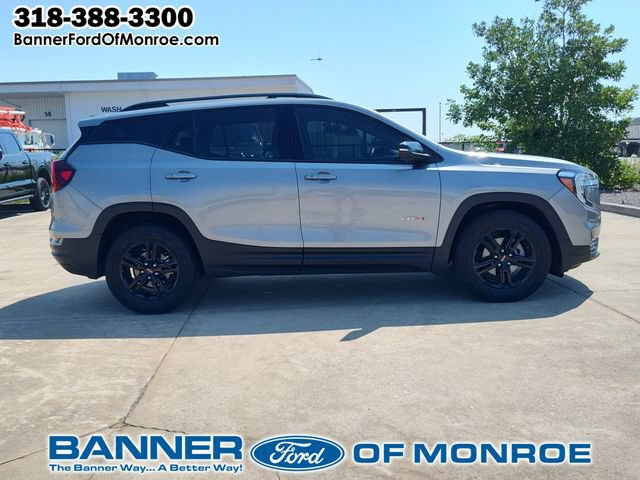 Used 2024 GMC Terrain AT4 w/ Infotainment Package II AWD/4WD image 10