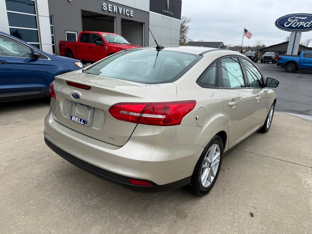 Certified 2018 Ford Focus SE FWD image 5