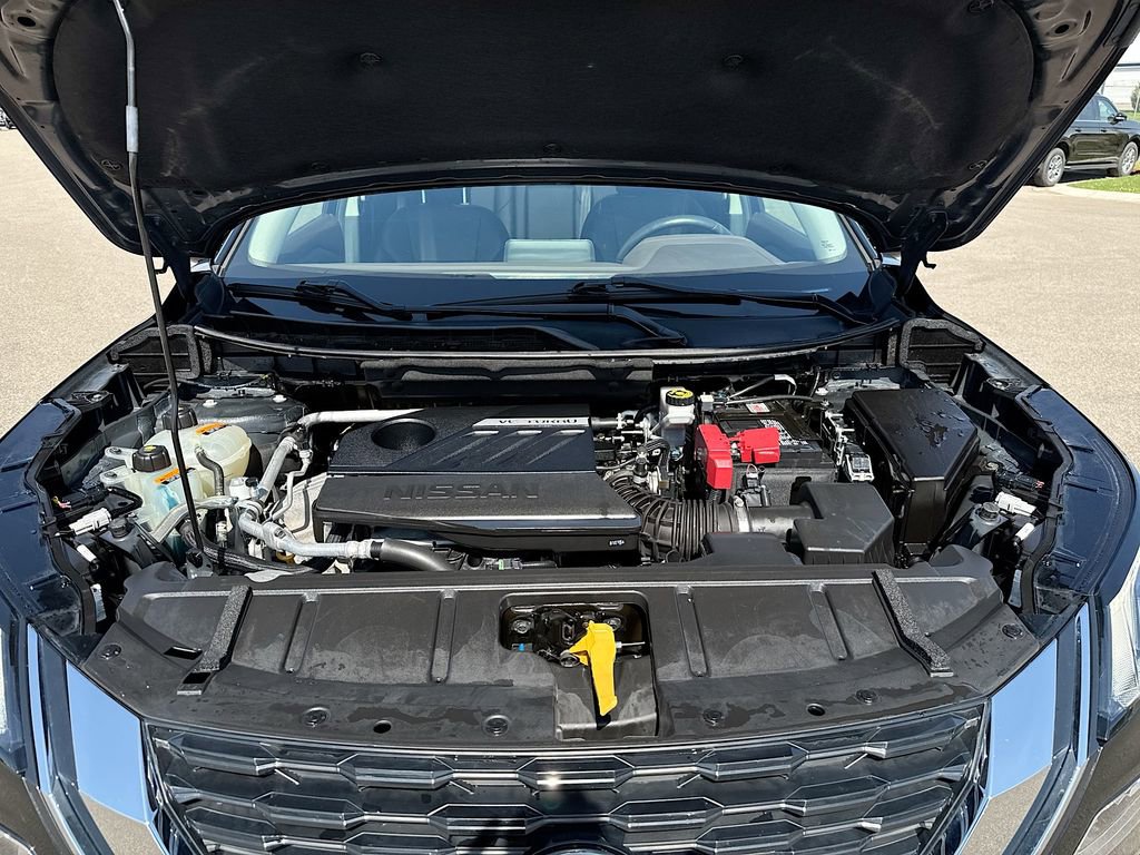 Used 2023 Nissan Rogue SL AWD/4WD image 21
