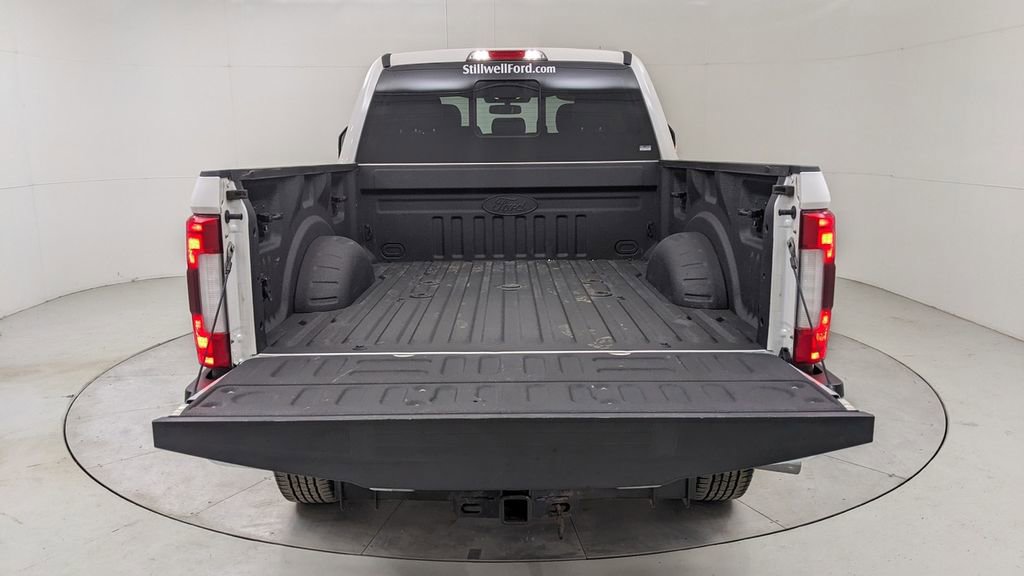 Certified 2018 Ford F250 Lariat w/ Chrome Package image 8