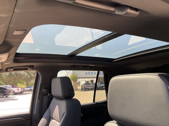 Used 2023 Chevrolet Tahoe LT w/ LT Signature Plus Package RWD image 9