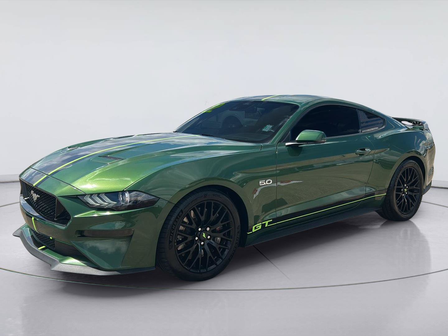 Certified 2022 Ford Mustang GT Premium w/ GT Performance Package RWD image 1