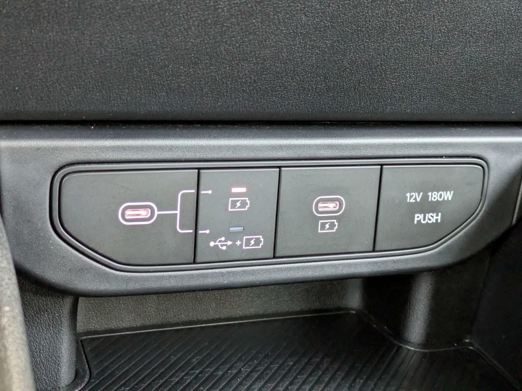 Used 2025 Kia K4 FWD image 21