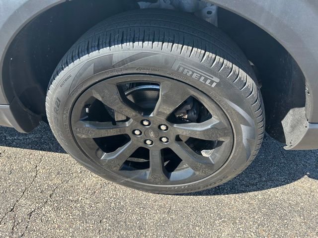 Certified 2023 Ford Explorer ST-Line w/ Class IV Trailer Tow Package AWD/4WD image 7