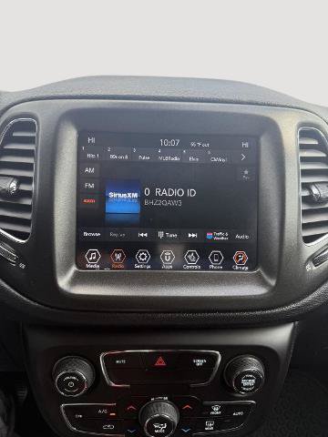 Used 2019 Jeep Compass Trailhawk w/ Cold Weather Group AWD/4WD image 11
