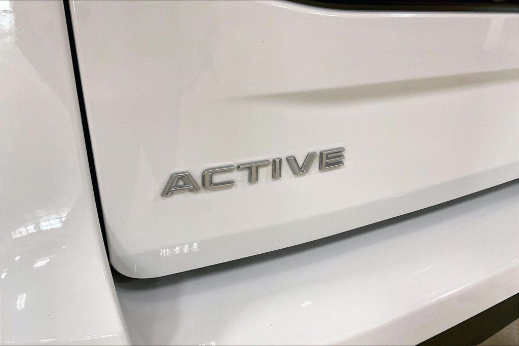 Certified 2025 Ford Expedition Active AWD/4WD image 8