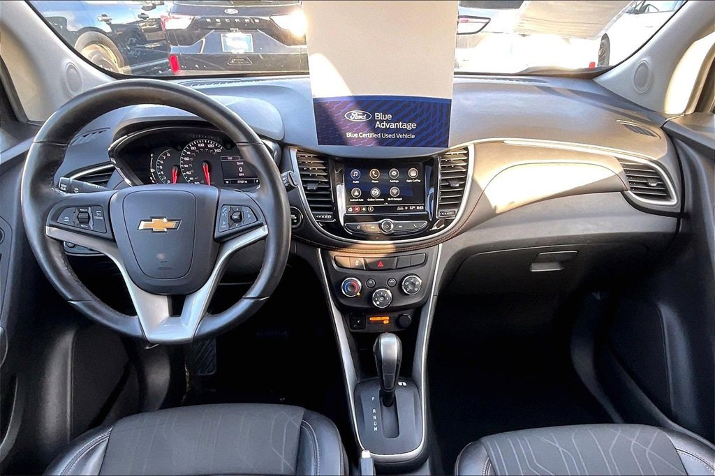 Used 2019 Chevrolet Trax LT w/ LT Convenience Package image 13