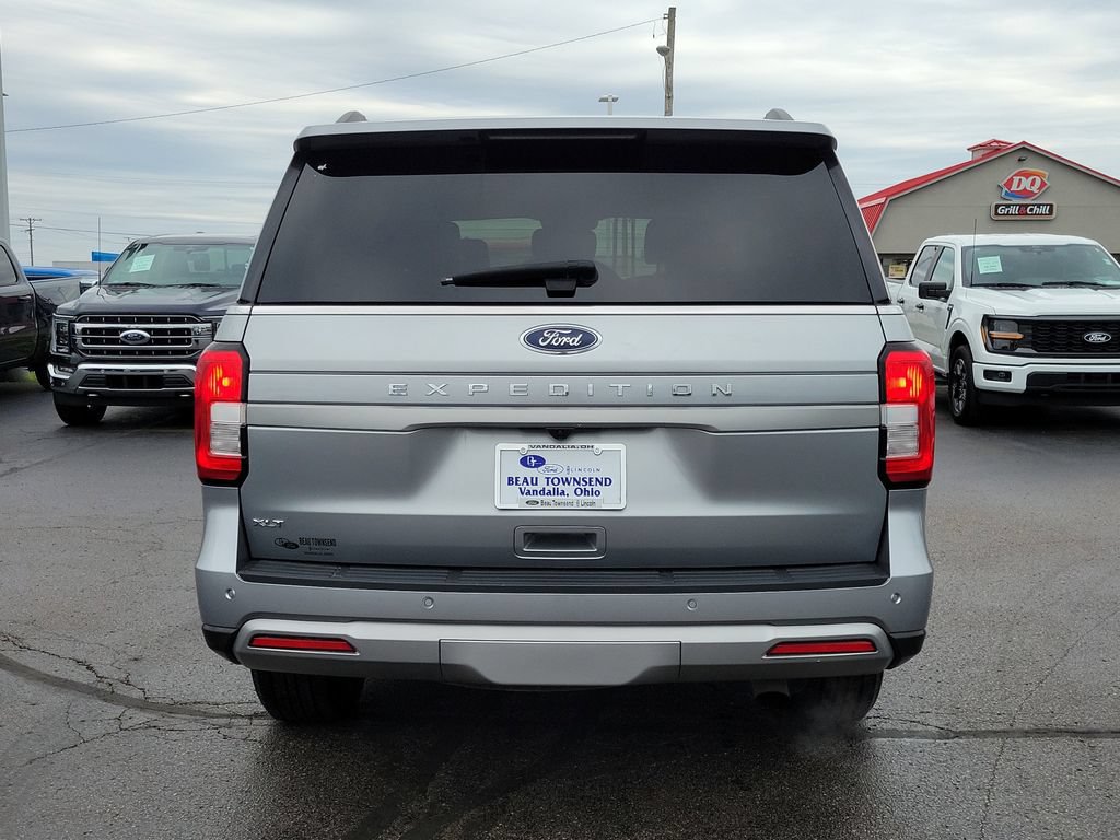 Certified 2024 Ford Expedition XLT AWD/4WD image 5