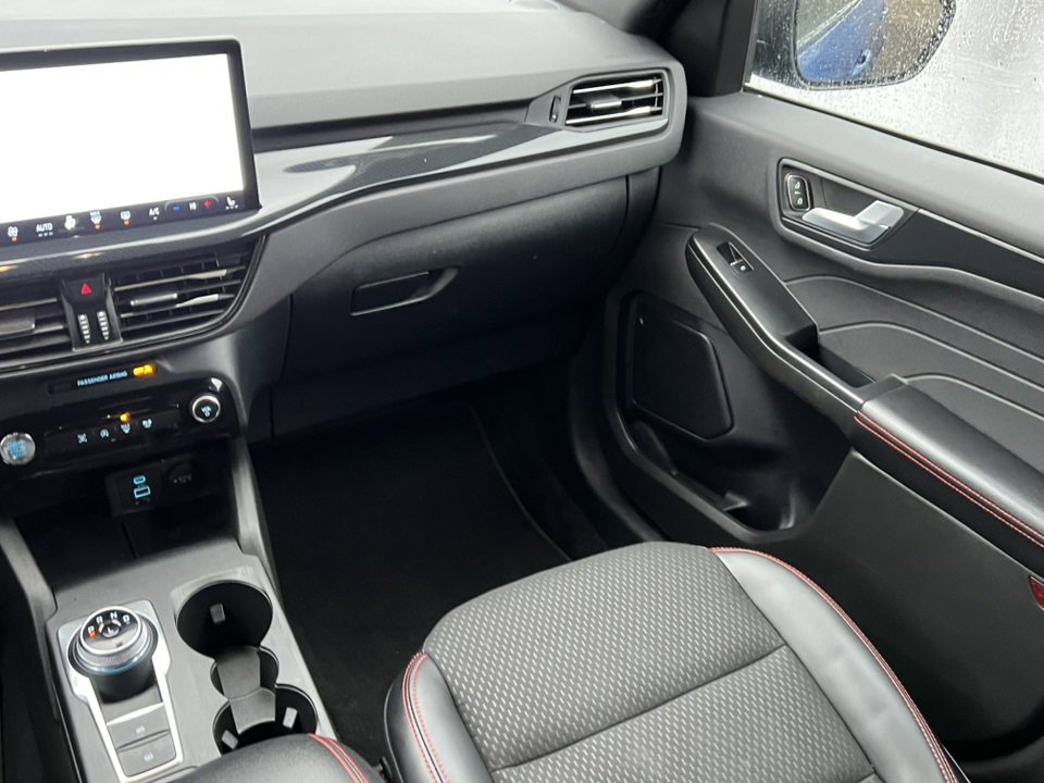 Certified 2023 Ford Escape ST-Line w/ Tech Pack #1 image 28