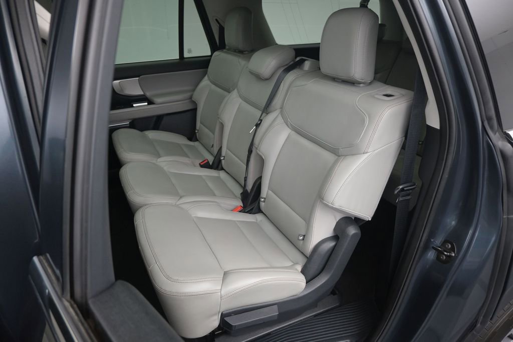 Certified 2025 Ford Expedition Max Active RWD image 14