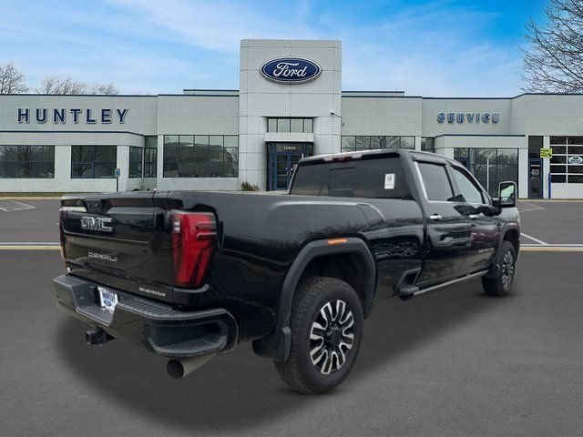 Used 2024 GMC Sierra 2500 Denali Ultimate AWD/4WD image 4
