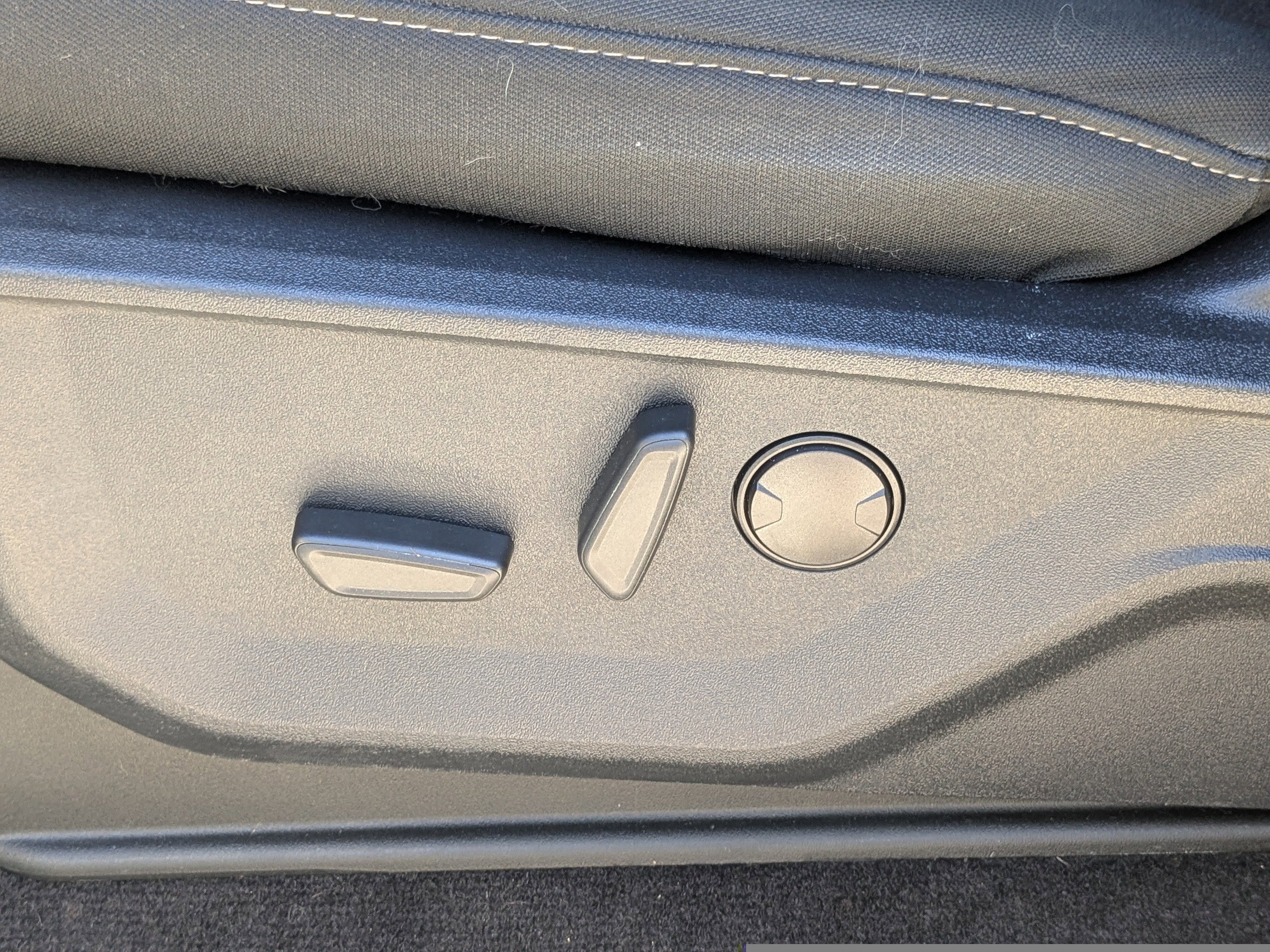 Certified 2022 Ford F150 XLT w/ Equipment Group 302A High image 22