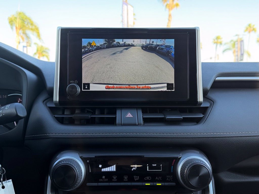Used 2024 Toyota RAV4 LE FWD image 23