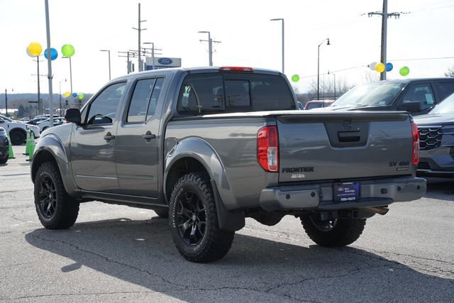 Used 2021 Nissan Frontier SV w/ Midnight Edition Floor Mats image 3