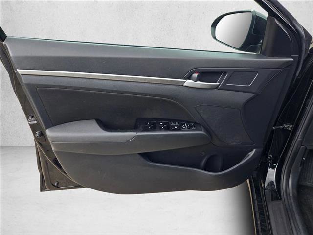 Used 2020 Hyundai Elantra SEL w/ Cargo Package (C1) FWD image 12